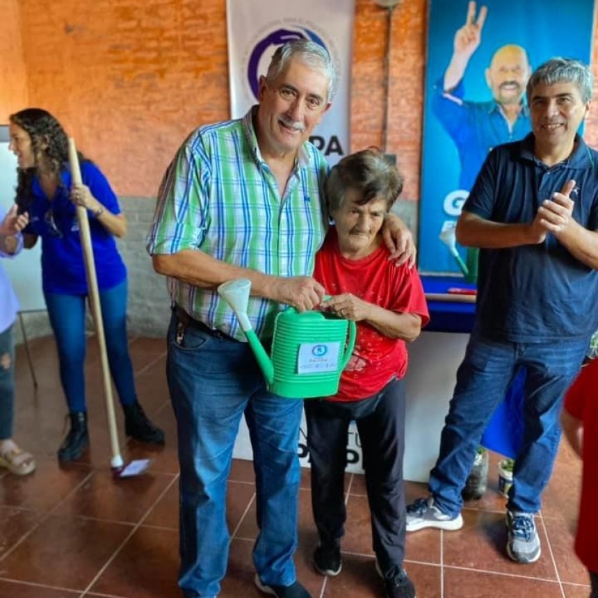 “Cacho” García valoró el aporte del PAIPPA, y las jornadas de capacitación de huertas ofrecidas a la población
