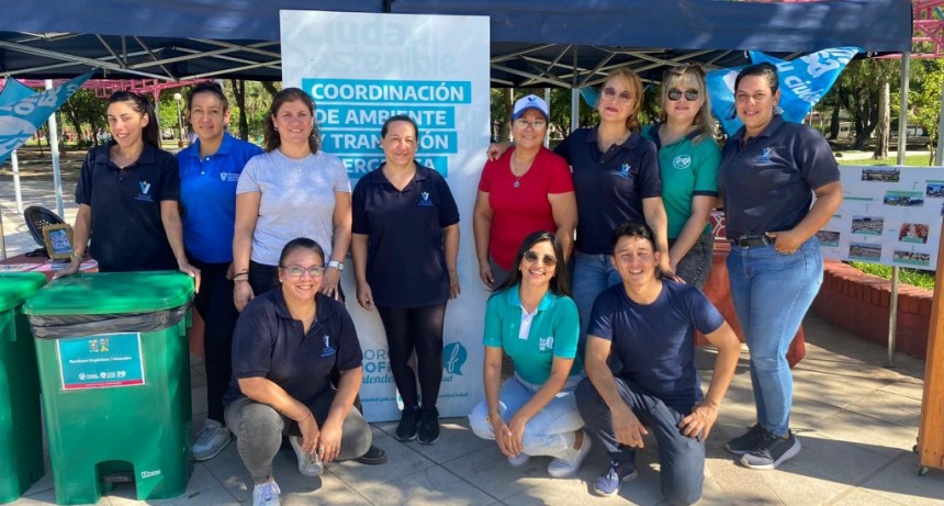 Vecinos donaron un importante volumen de materiales reciclables al Ecopunto de la Plaza San Martín