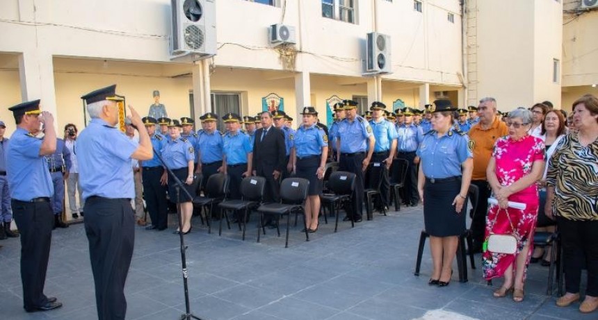 La Policía celebró el 50° Aniversario de la Promoción de Agentes del Cuerpo de Seguridad y Celadoras de 1974