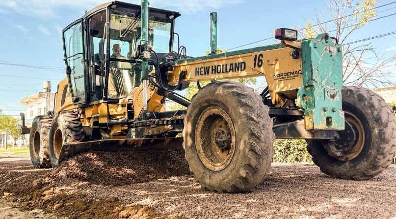 EL MUNICIPIO AVANZ&Oacute; CON ENRIPIADO DE CALLES EN EL BARRIO EVITA