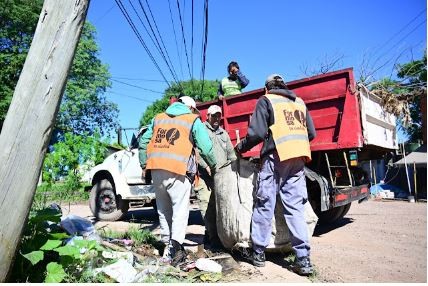 Amplio accionar de limpieza realiz&oacute; la Municipalidad en el barrio San Jos&eacute; Obrero