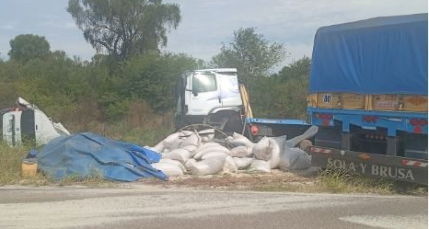 POLICIALES : Familia chaque&ntilde;a muere en choque fatal en la Ruta Nacional N 81