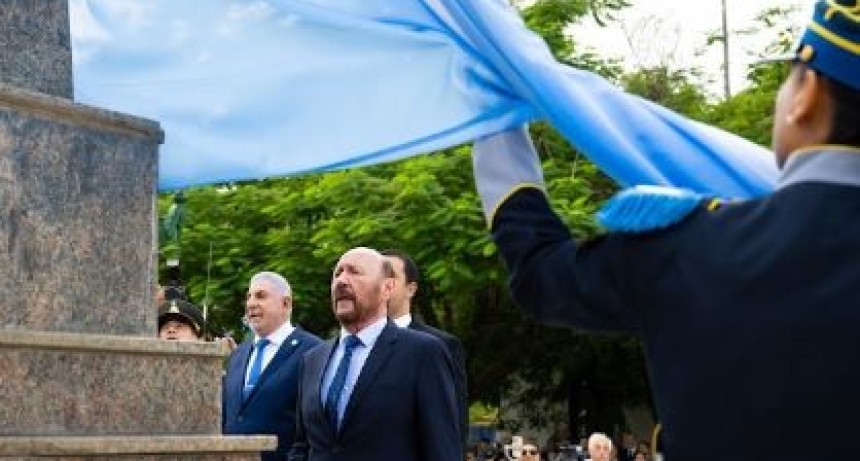 El gobernador Insfr&aacute;n presidi&oacute; el acto por el 147&ordm; aniversario de la fundaci&oacute;n de Formosa