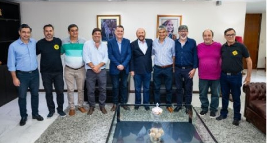 Insfr&aacute;n se reuni&oacute; con gremios vialeros