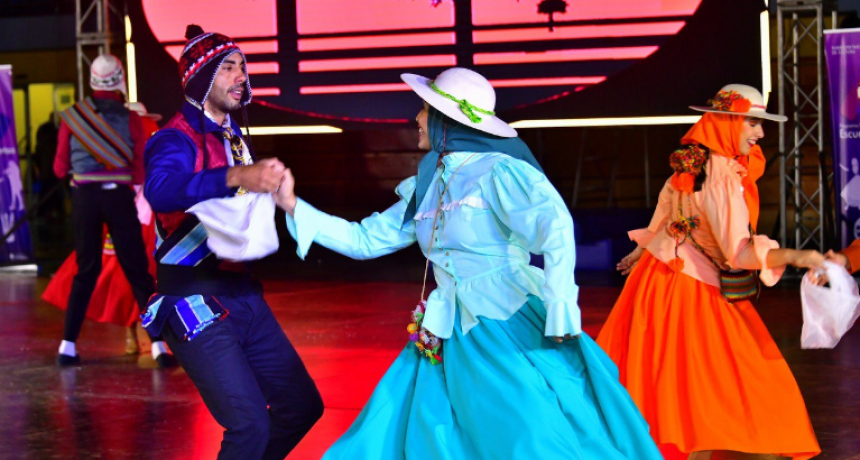 Comenzó el XVI Encuentro Provincial Formosa Siempre Danza