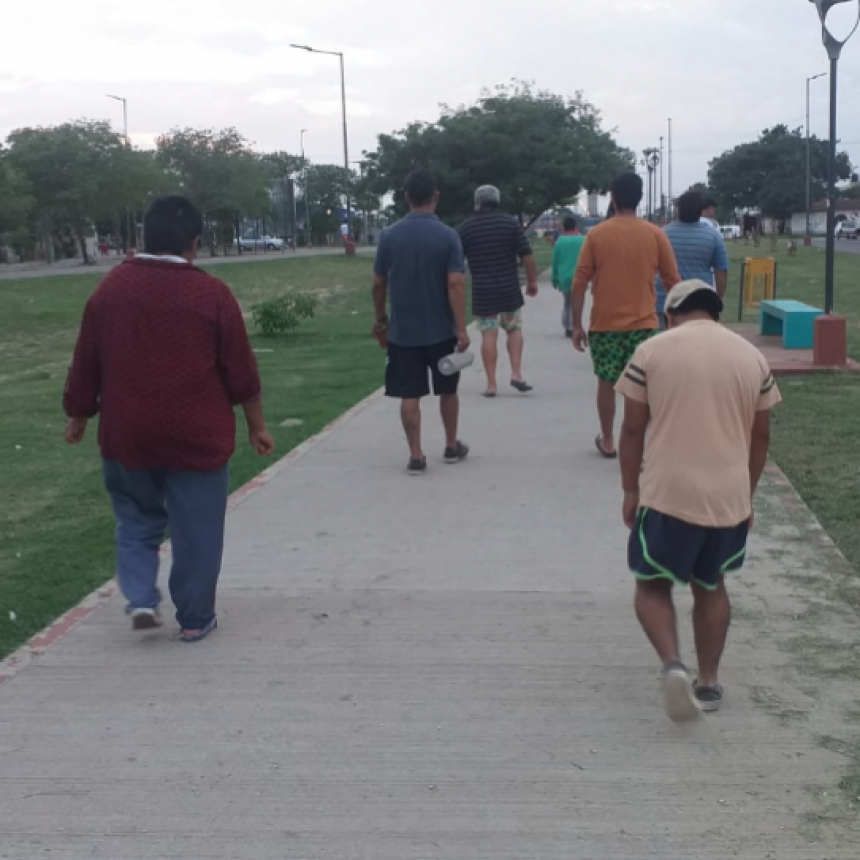 Caminata terapéutica para los pacientes del hospital de día Explorando Caminos