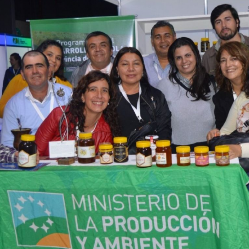 Productores y técnicos de Formosa participaron en el primer Encuentro Apícola Federal