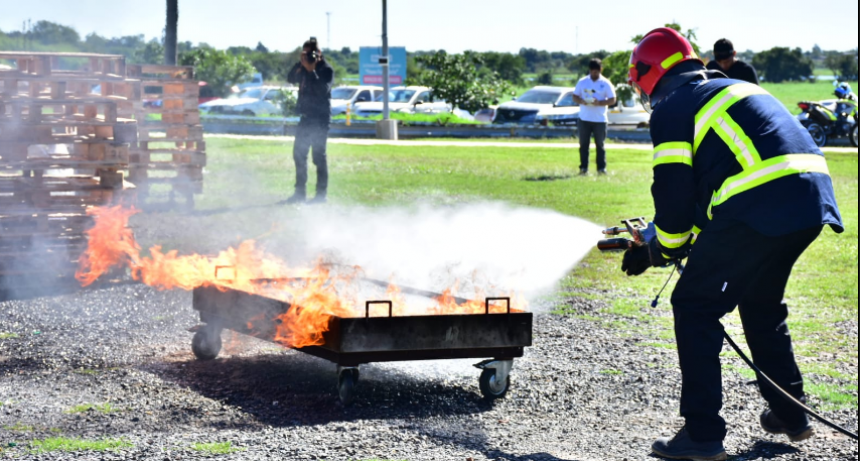 Presentaron un novedoso sistema para la extinción de incendios