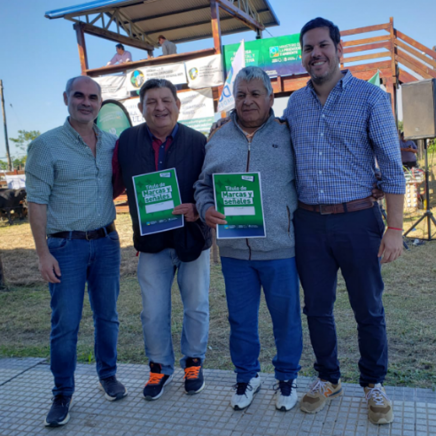 Medio centenar de productores paipperos participaron del remate de Laguna Blanca