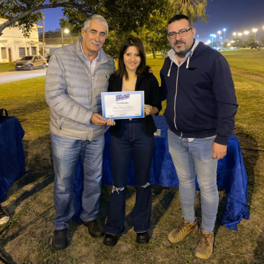 Culminamos con una muestra fotográfica, el taller que realizamos de fotografía 