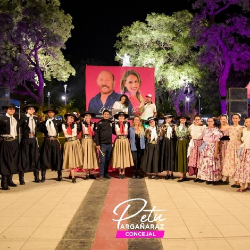 Nuestra feria estudiantil copó la plaza San Martín