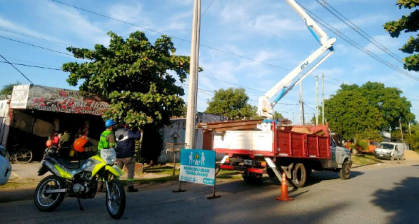 La comuna inició un amplio plan de recambio de luminarias convencionales a led en toda la ciudad