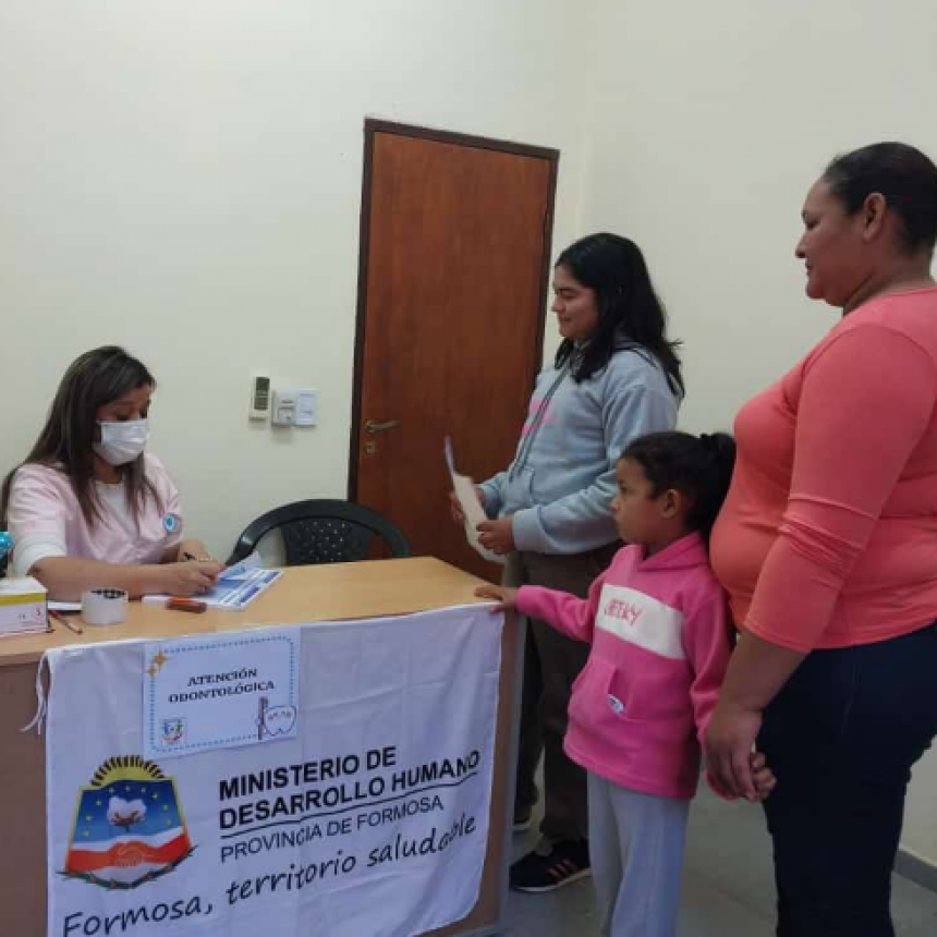 Vecinos de Colonia Apayerey recibieron completos servicios de salud