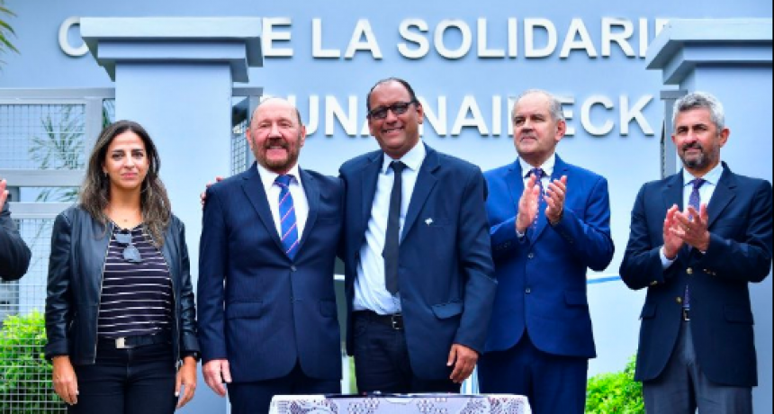 Naineck: Inauguración de Casa de la Solidaridad y anuncio de construcción de viviendas y nuevo hospital