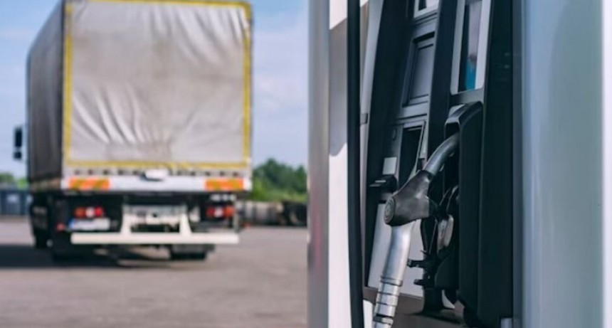 Nuevos aumentos en los combustibles iplicarán mayores incrementos en alimentos y servicios
