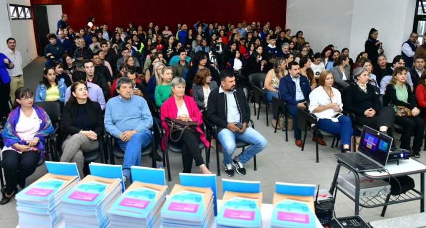 El Instituto Pedagógico Provincial realizó la presentación del libro “Participación ciudadana y tecnologías”