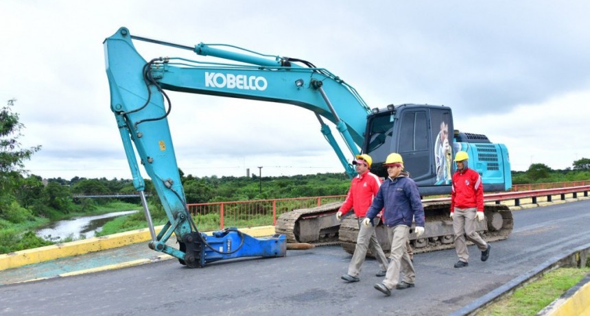 Comenzó la reparación y refacción del puente de la avenida Ribereña