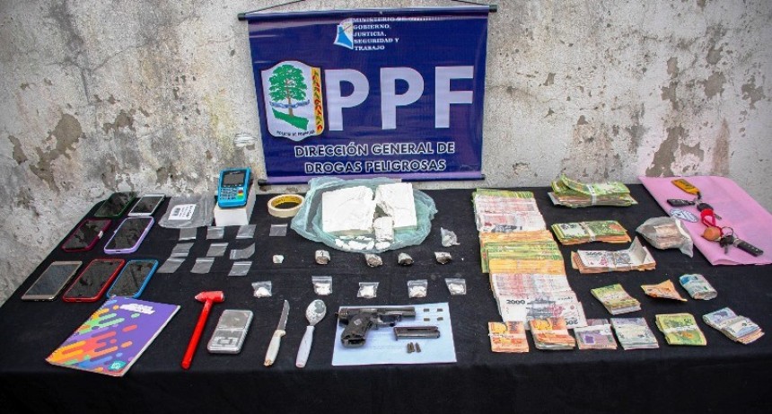 Secuestran cocaína valuada en más de 12 millones de pesos y detienen a una pareja