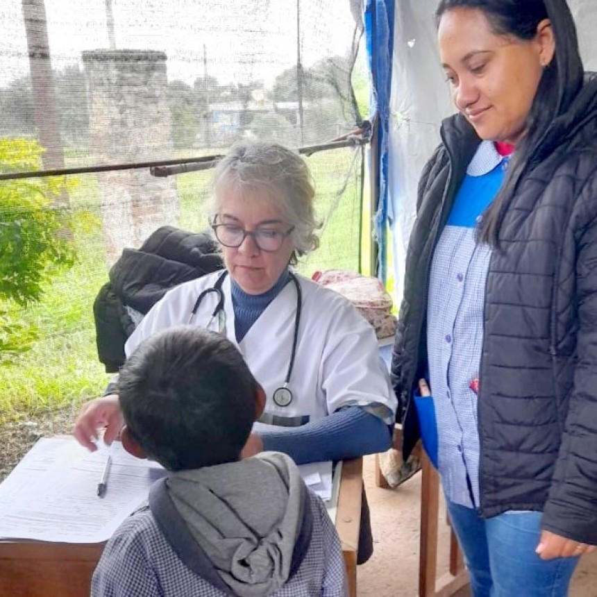 Escolares de Bartolomé de las Casas recibieron completos controles de salud