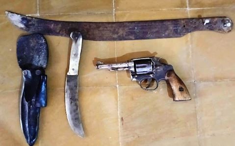 Detuvieron a dos sujetos y secuestraron un arma de fuego