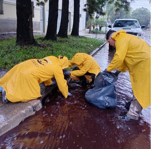 El municipio concretó trabajos preventivos ante el pronóstico de lluvias intensas en la jornada