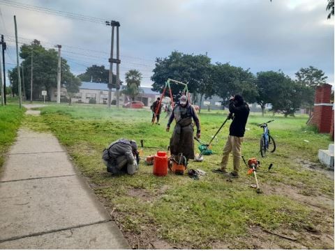 La comuna trabajó en un vasto sector de la ciudad con la puesta a punto de espacios públicos