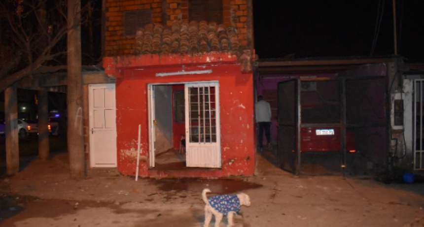 Enfrentamiento entre dos grupos de jovenes dejó como saldo un hecho de daño sobre un inmueble en el Colluccio