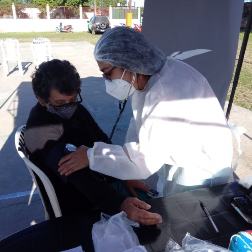 El hospital de Ibarreta lleva los servicios de salud a los barrios