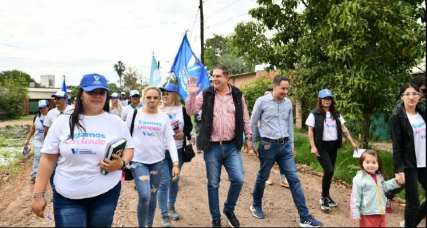 Jofré controló el enripiado de calles en los barrios República Argentina, Las Delicias, Lote 4, La Colonia y Urbanización Maradona