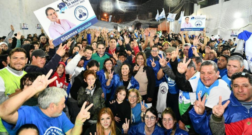 Junto a Jofré, Di Martino cerró la campaña electoral en un encuentro deportivo, multitudinario y familiar
