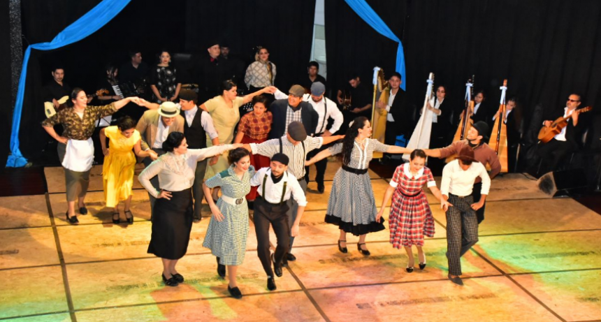 Con más de 100 artistas en escena, iniciaron celebraciones por nuevo aniversario de la Provincialización