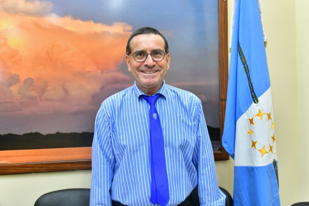 Asumió en el cargo de subsecretario de Educación el profesor Luis Ramírez Méndez