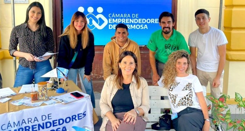 Con notoria concurrencia se vivió otra tarde de Feria Emprendedora en el Paseo La Estación