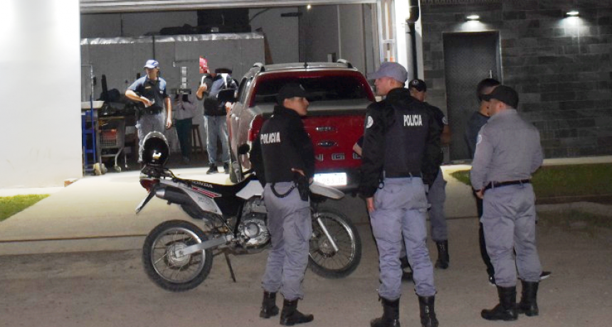 Un sereno le disparó a un joven que habría intentado ingresar a robar a un comercio
