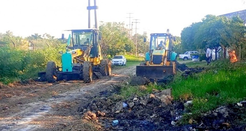 Activo lunes para la comuna que sumó beneficios a más barrios capitalinos