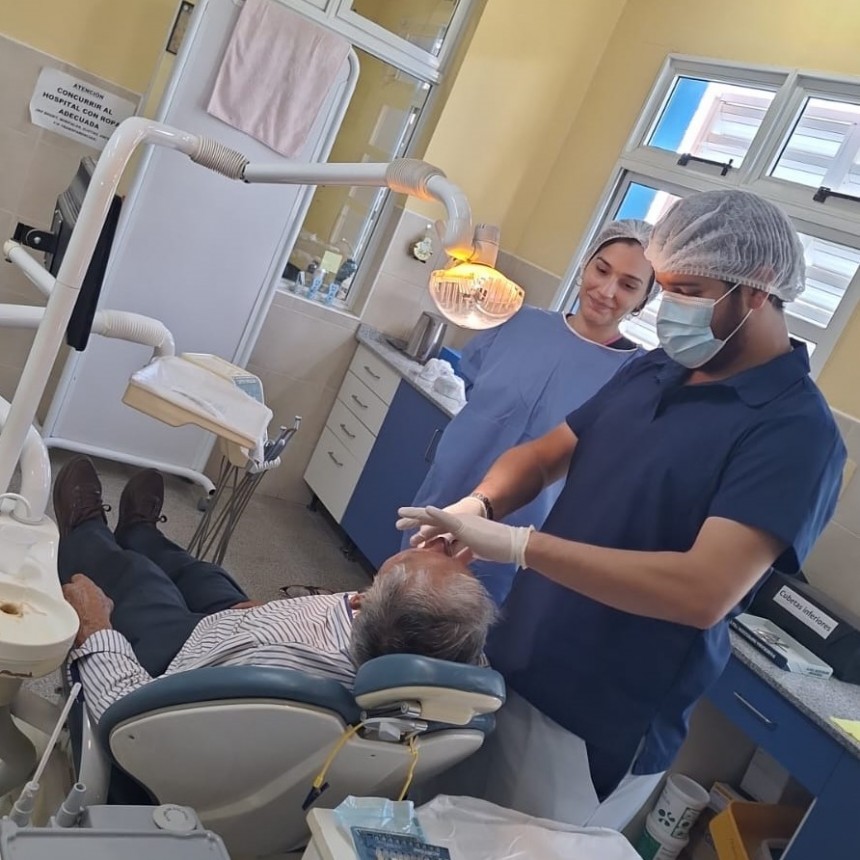 El Hospital Odontológico de Complejidad Integrada cuenta con un servicio de prótesis gratuito y de calidad