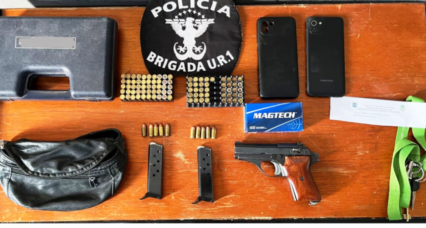 La Policía detuvo a un hombre, secuestró una motocicleta y un arma de fuego