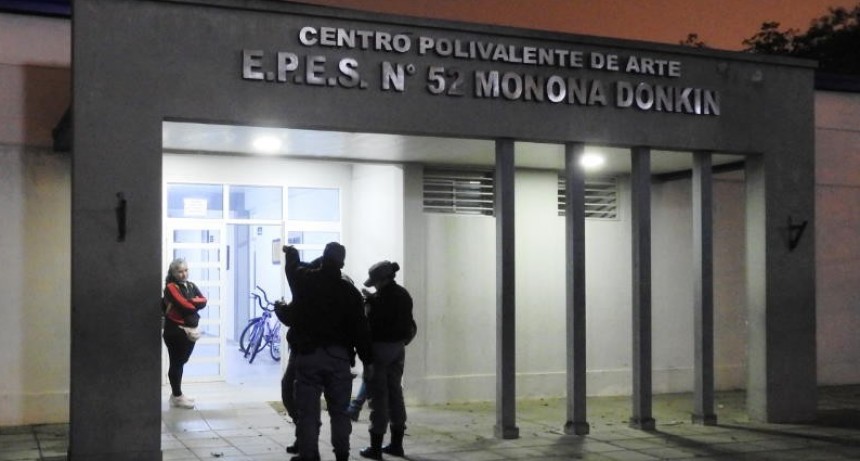 La Policía investiga el robo en el establecimiento educativo