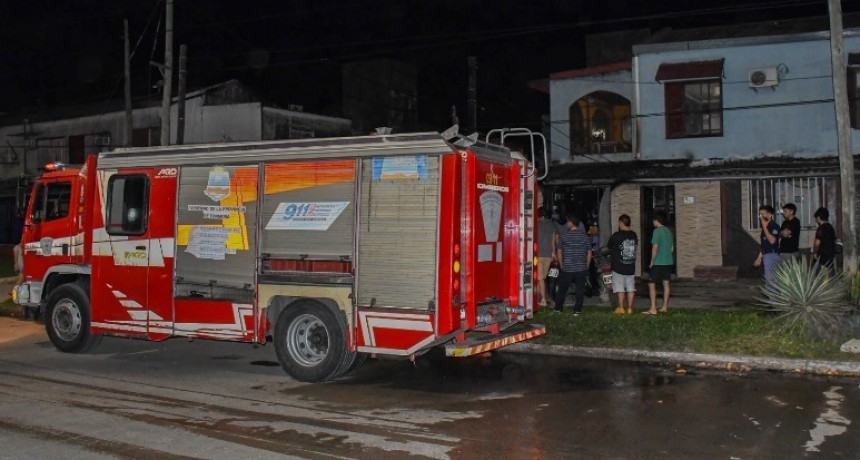 Se incendió un taller mecánico y provocó cuantiosos daños