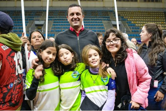 A contramano de la Nación, Formosa “planta bandera con el deporte, la salud y la educación”