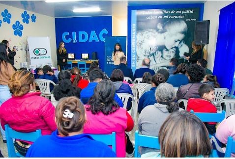 Se inauguró un Club Digital en el Centro Integrador de Acción Comunitaria “Eva Perón” del Barrio Lisbel Rivira