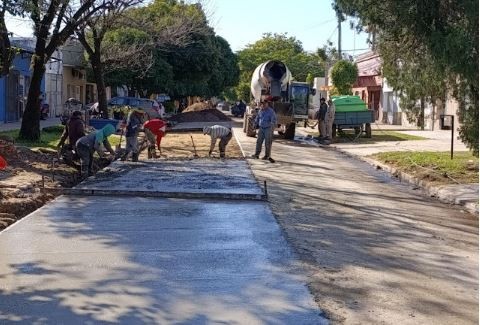 La comuna prosigue con el plan de bacheo para la recomposición de arterias pavimentadas