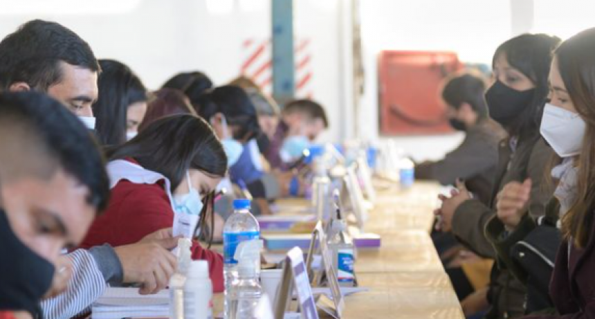 Este martes aplicarán segunda dosis de Sinopharm en Capital