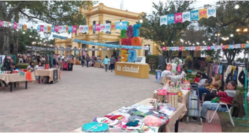 Se realizó con éxito una nueva edición de la Feria Emprendedora en el paseo La Estación