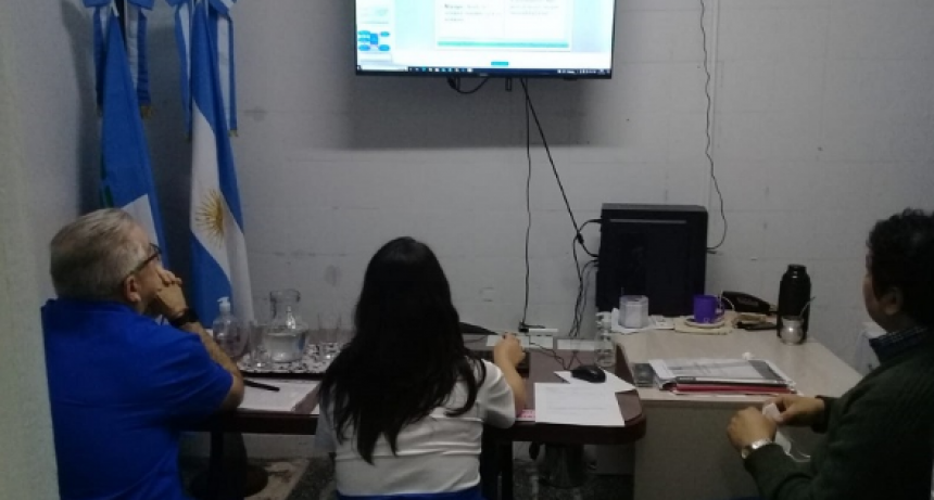 Fortalecen y amplían conocimientos en el estudio de urocultivo en las embarazadas