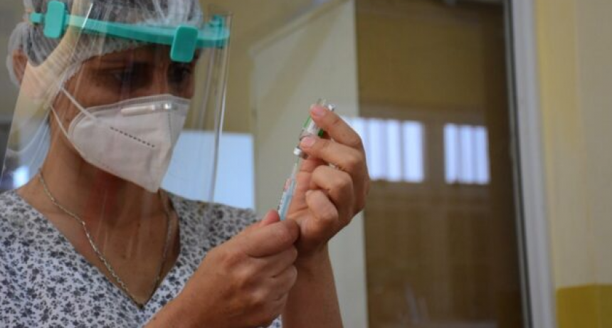 En la primera semana de agosto iniciaría vacunación anticovid para niños de 6 meses