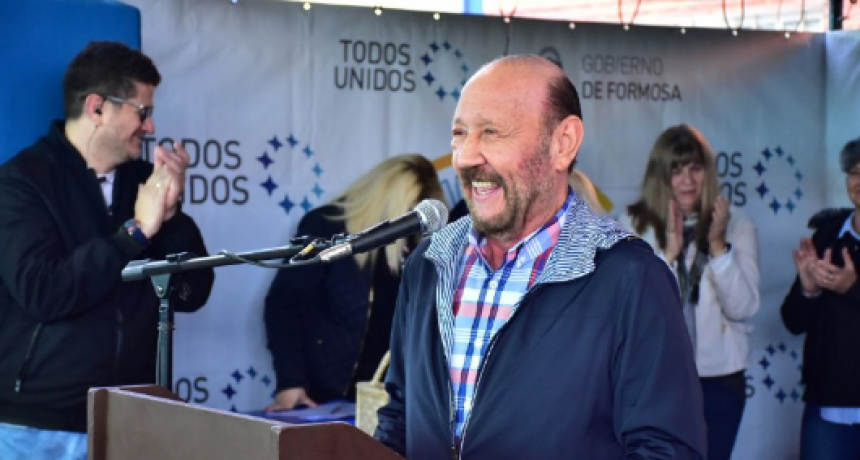 El gobernador anunció la construcción de la Casa de la Solidaridad y la cancha de rugby para el barrio Namqom