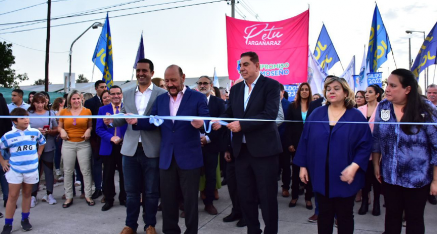 El gobernador Insfrán inauguró obras de pavimentación, iluminación y desagües en barrios capitalinos