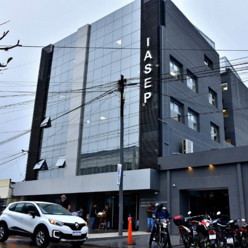 Inició la atención del IASEP en su remozada Casa Central
