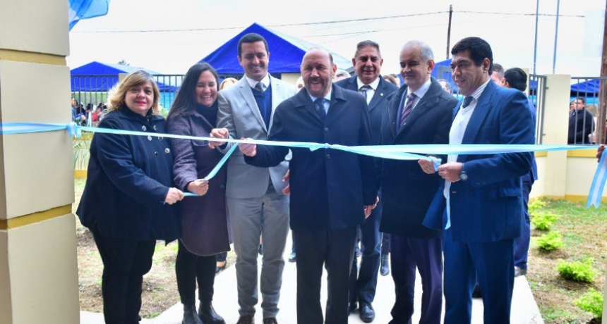 El gobernador Gildo Insfrán inauguró el nuevo centro de salud del barrio Villa del Carmen